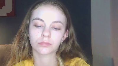 AriaYoung from United States