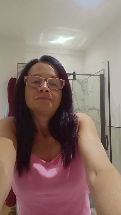 Elena9077 from Italy
