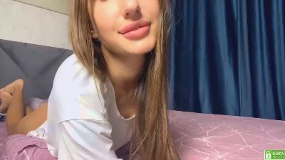 EmeliaFranzel from France
