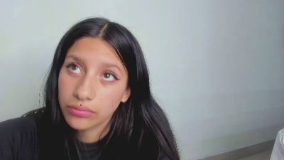 Madhi_evans from Colombia