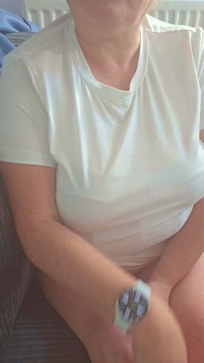 NicCurvyXO from United Kingdom