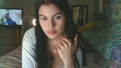 Nikkikittyx3 from United States