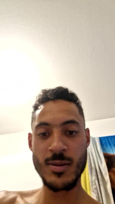 Nonoo777 from France