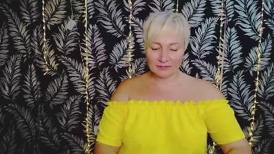 OliviaOskar from Switzerland