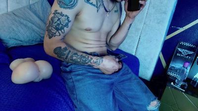 Thonixxx_mr from United States