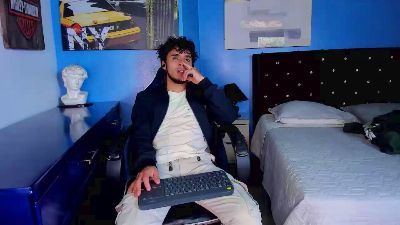 X_Hache_X from United States