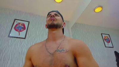 dylan_jacobx from Colombia