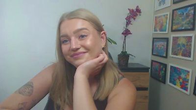 erica_forever from United Kingdom